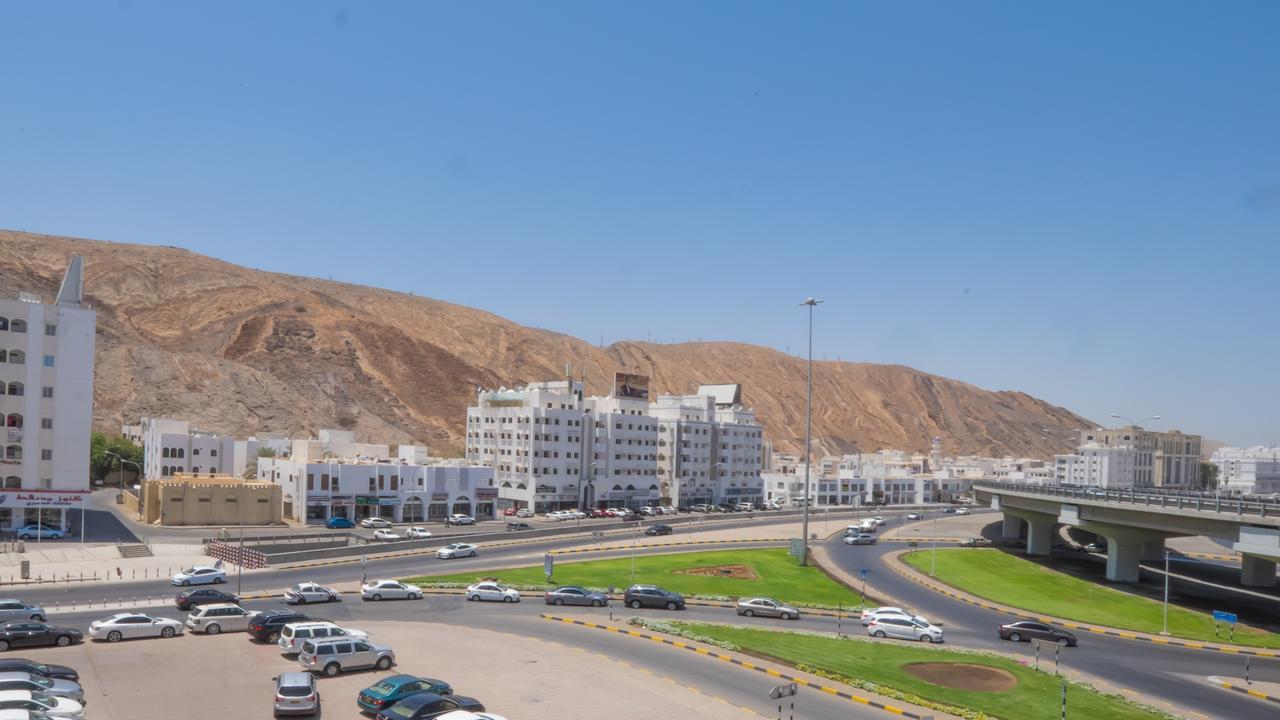 Al Jisr Hotel Muscat Exterior photo